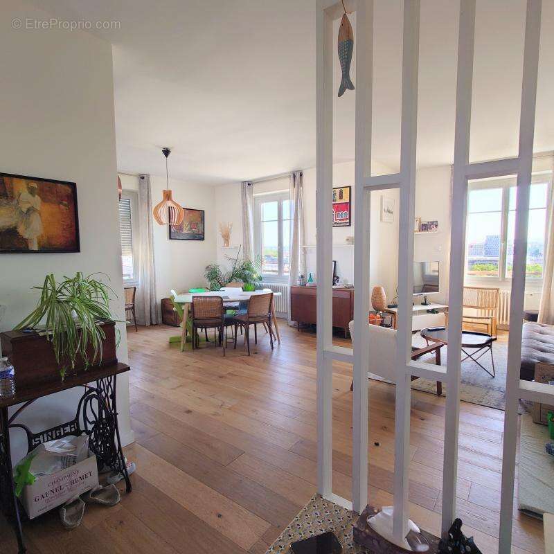 Appartement à LYON-7E