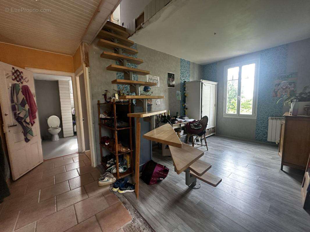 Maison à OBJAT