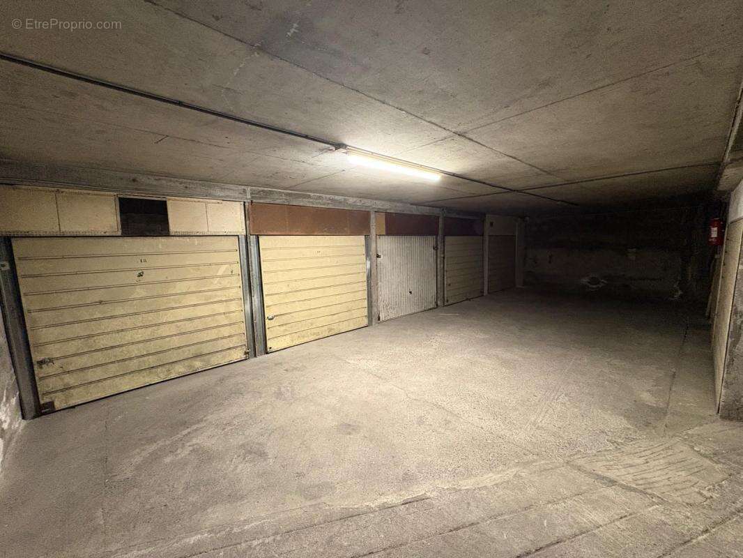 Box à vendre - quartier pasteur - photo 4