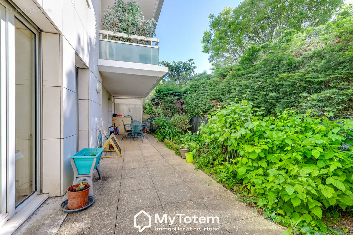 Appartement à SURESNES