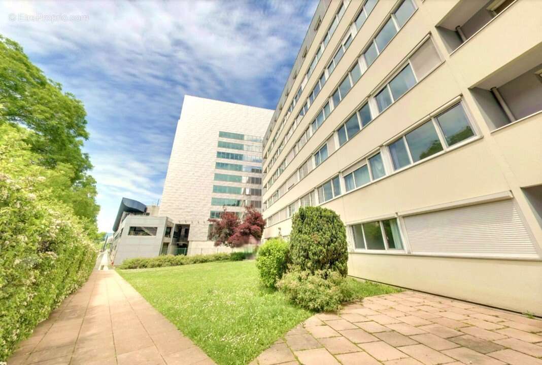 INVESTISSEMENT LOCATIF  GRENOBLE  Résidence étudiante Les Estudines Europole - 5,57 de rentabilité - photo 10