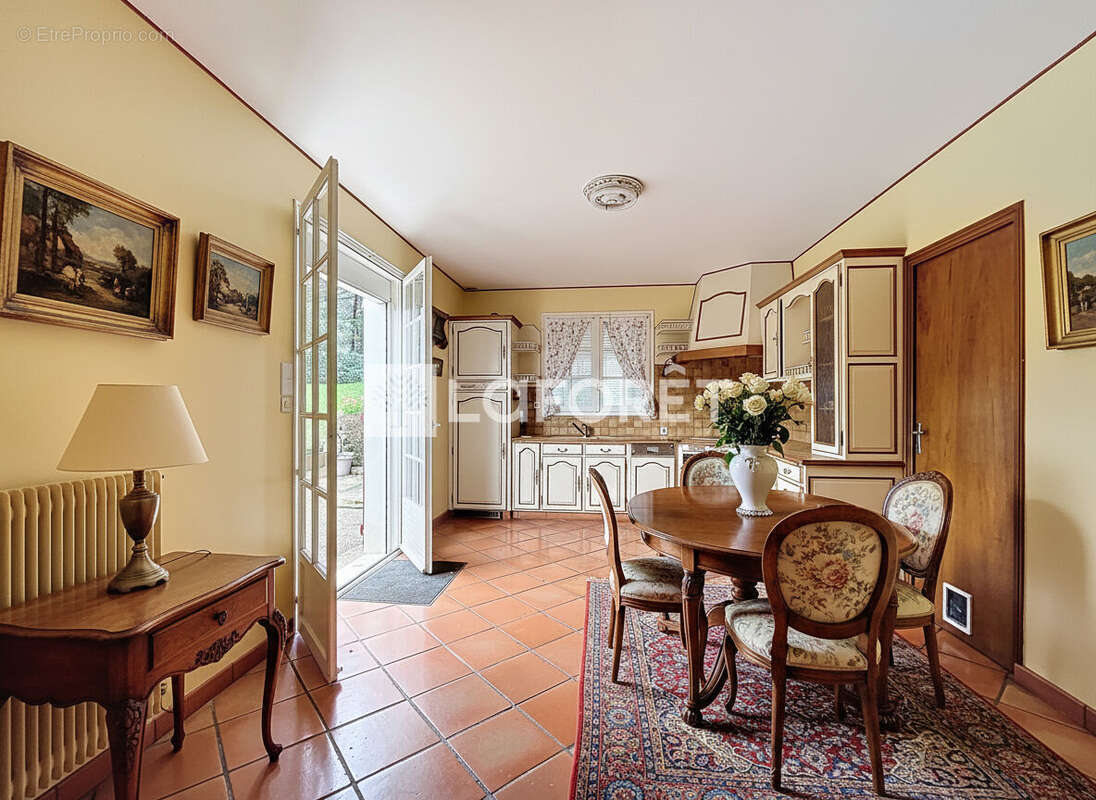 Maison à MALESTROIT