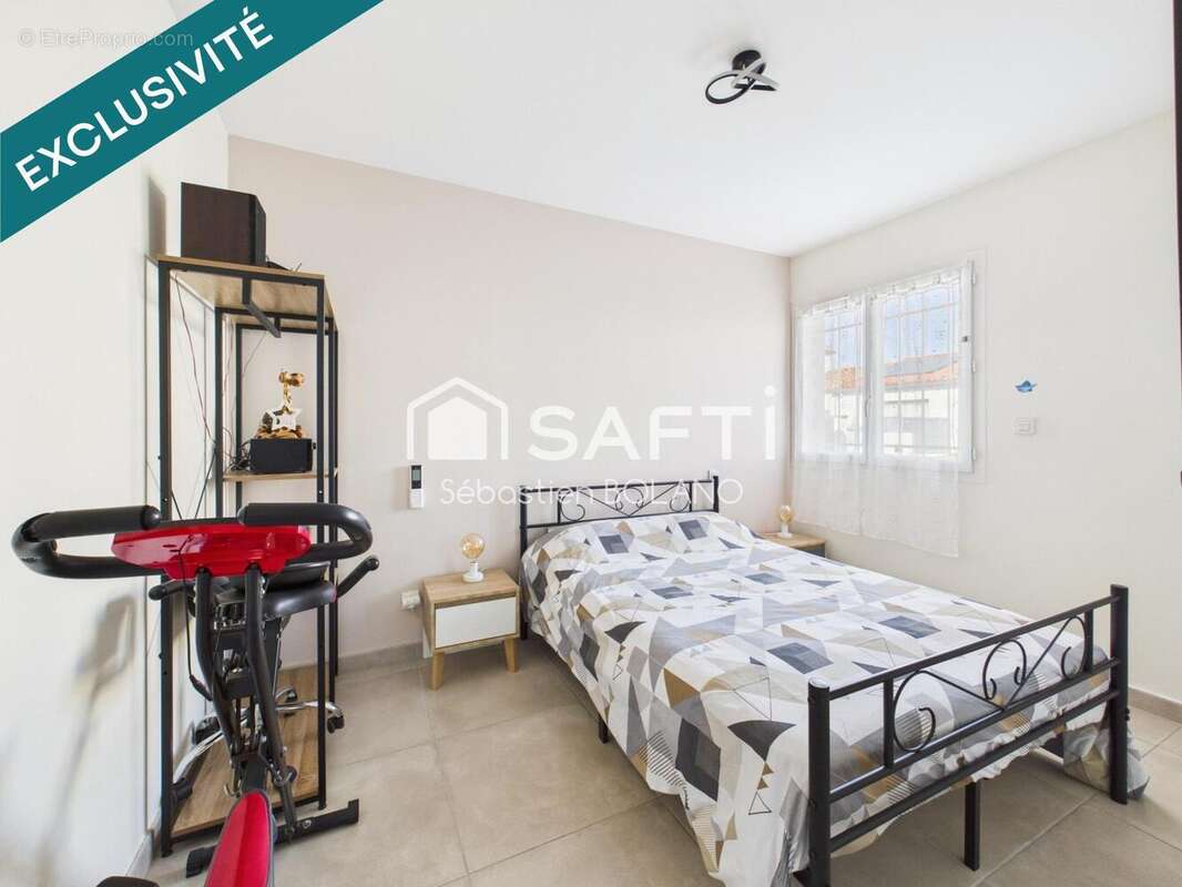 Maison 95 m² à Claira  - photo 6