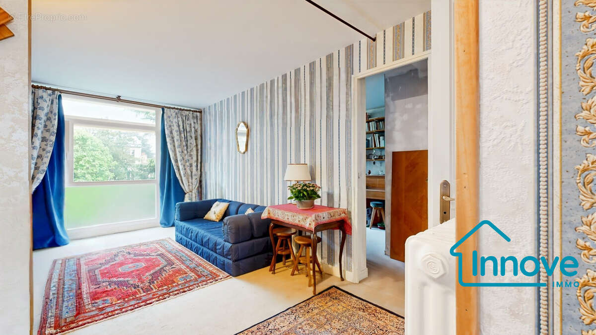 Appartement à VERSAILLES