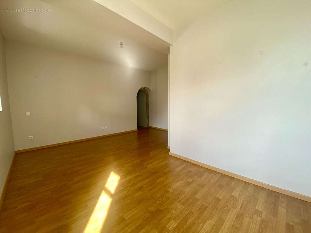 Appartement à OLORON-SAINTE-MARIE