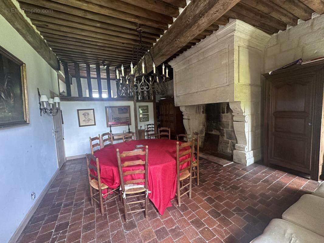 Maison à PONT-L'EVEQUE