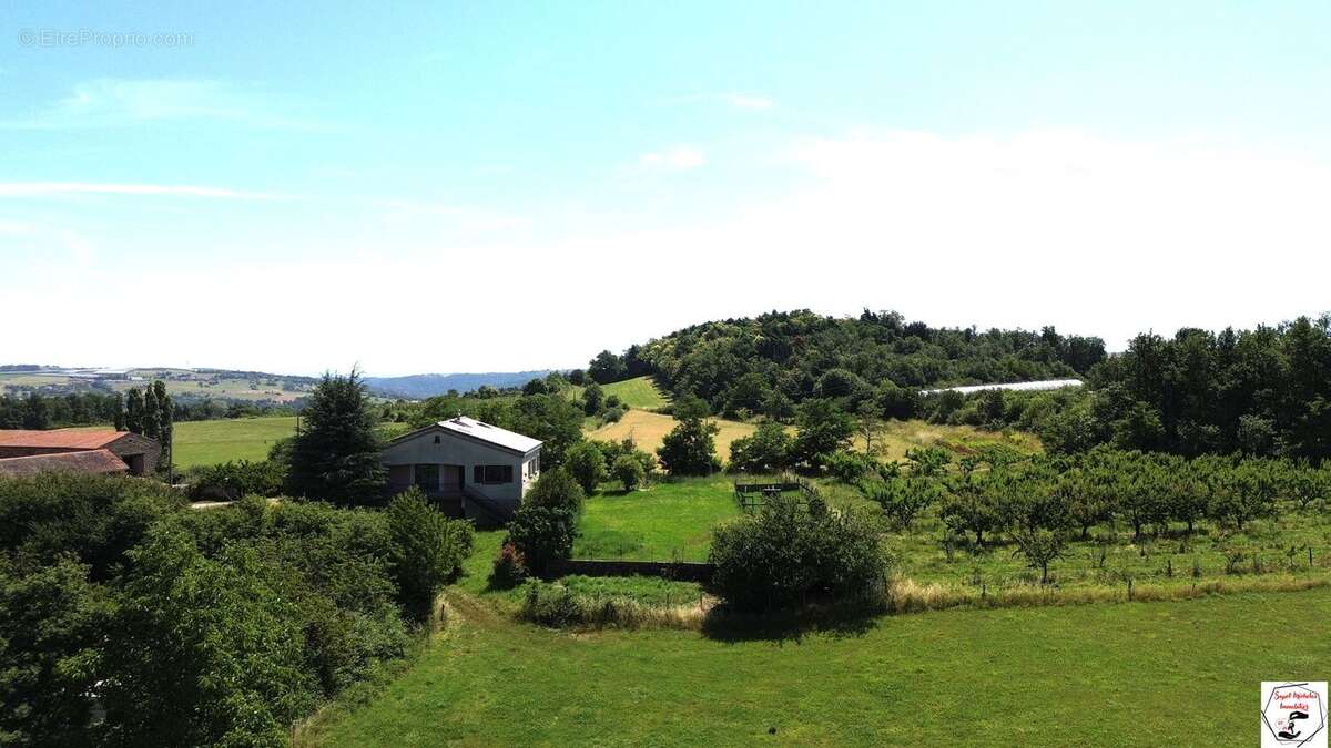 Maison 106 m² à Colombier-Le-Vieux  - photo 6