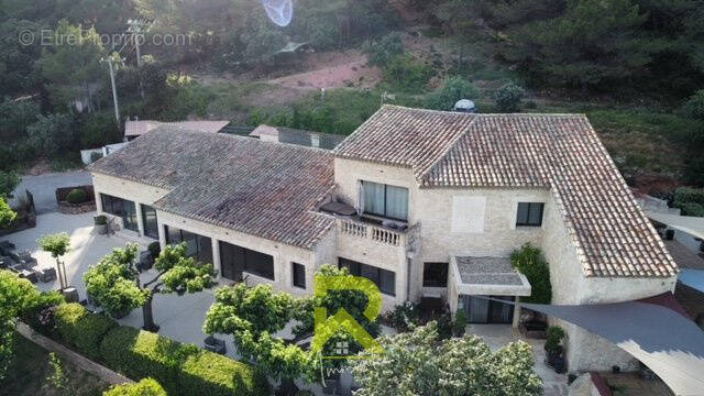 Commerce à CLERMONT-L&#039;HERAULT