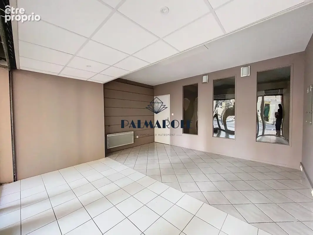 Commerce 72 m² à Perpignan  - photo 2