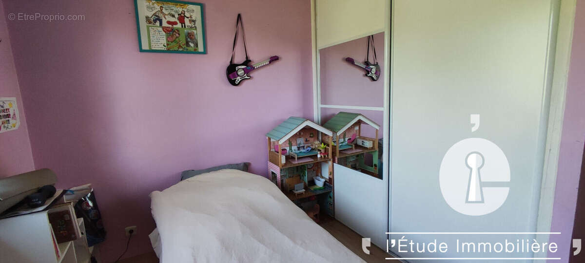 Maison à SAINT-GERMAIN-LE-GUILLAUME