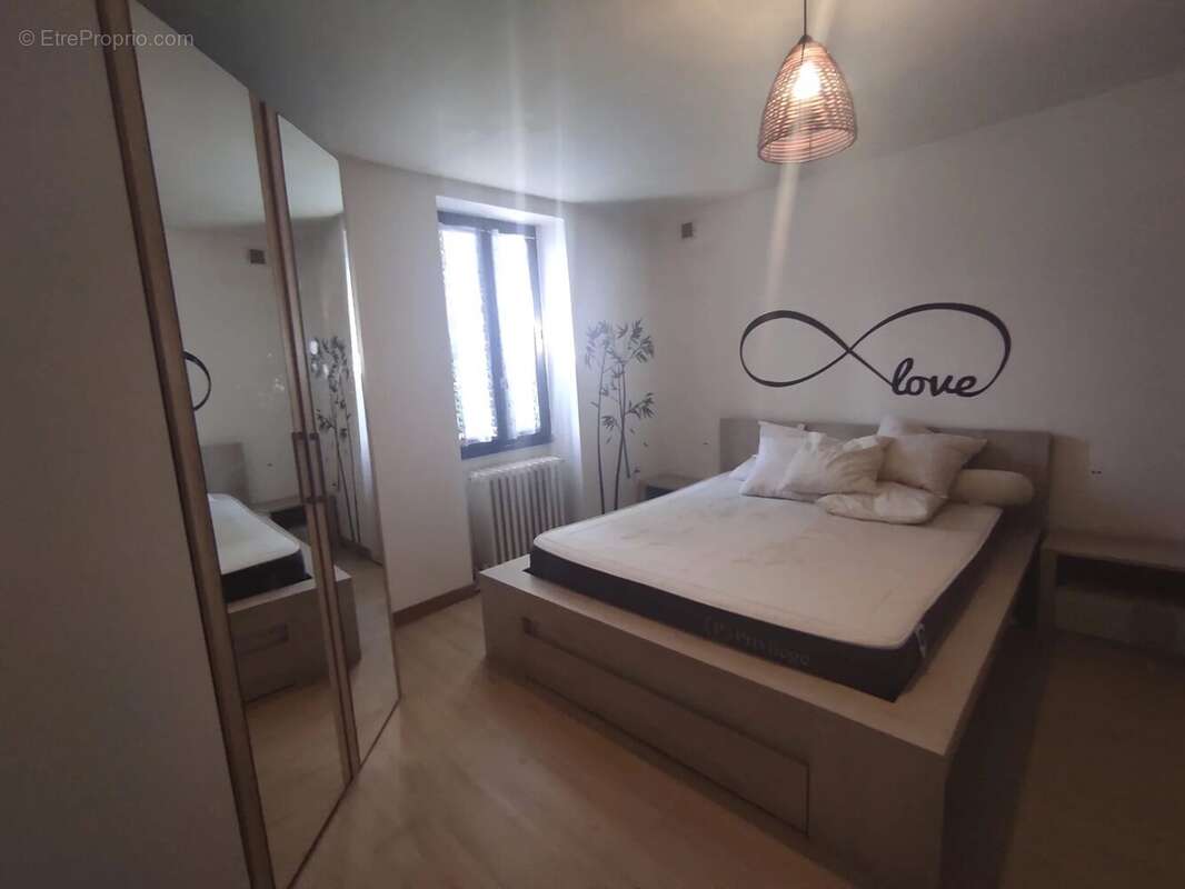 Maison 120 m² à Montpezat-De-Quercy  - photo 9