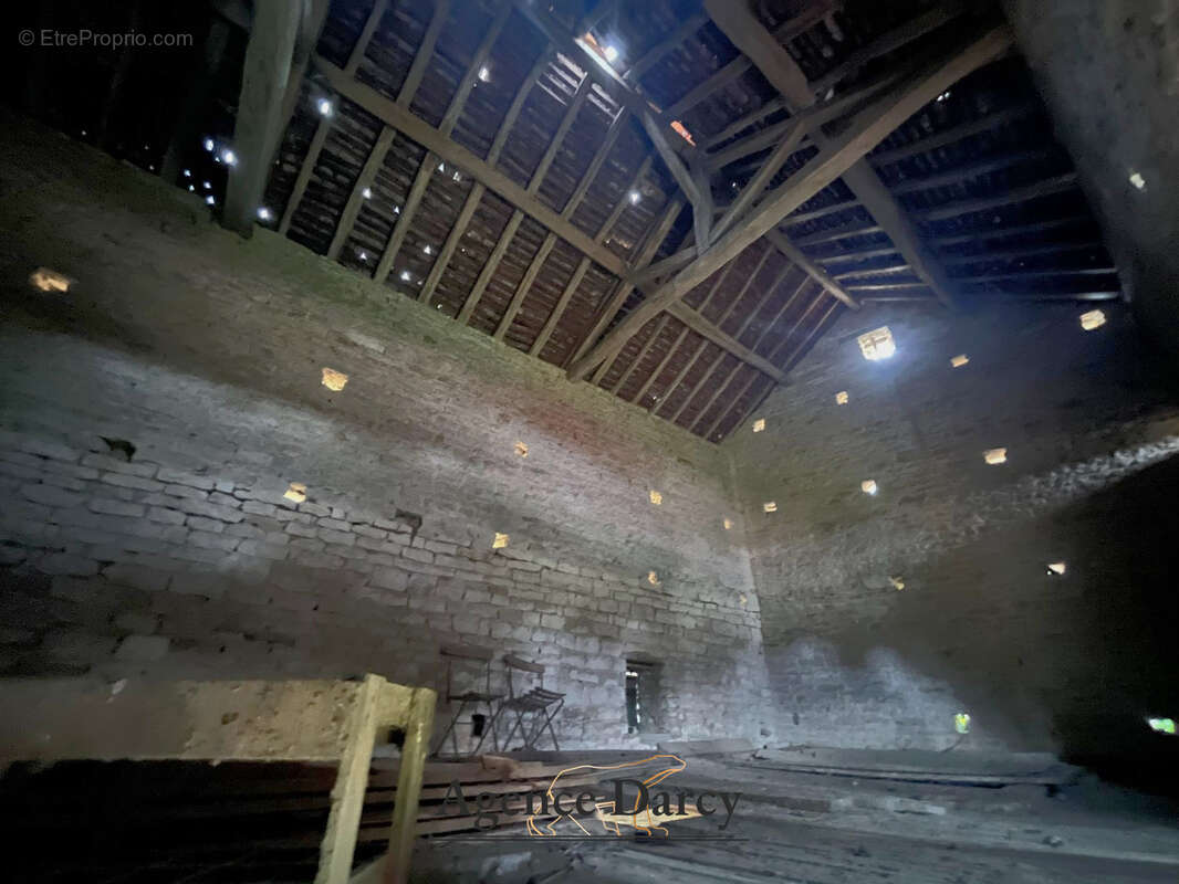 Maison à CHATILLON-SUR-SEINE