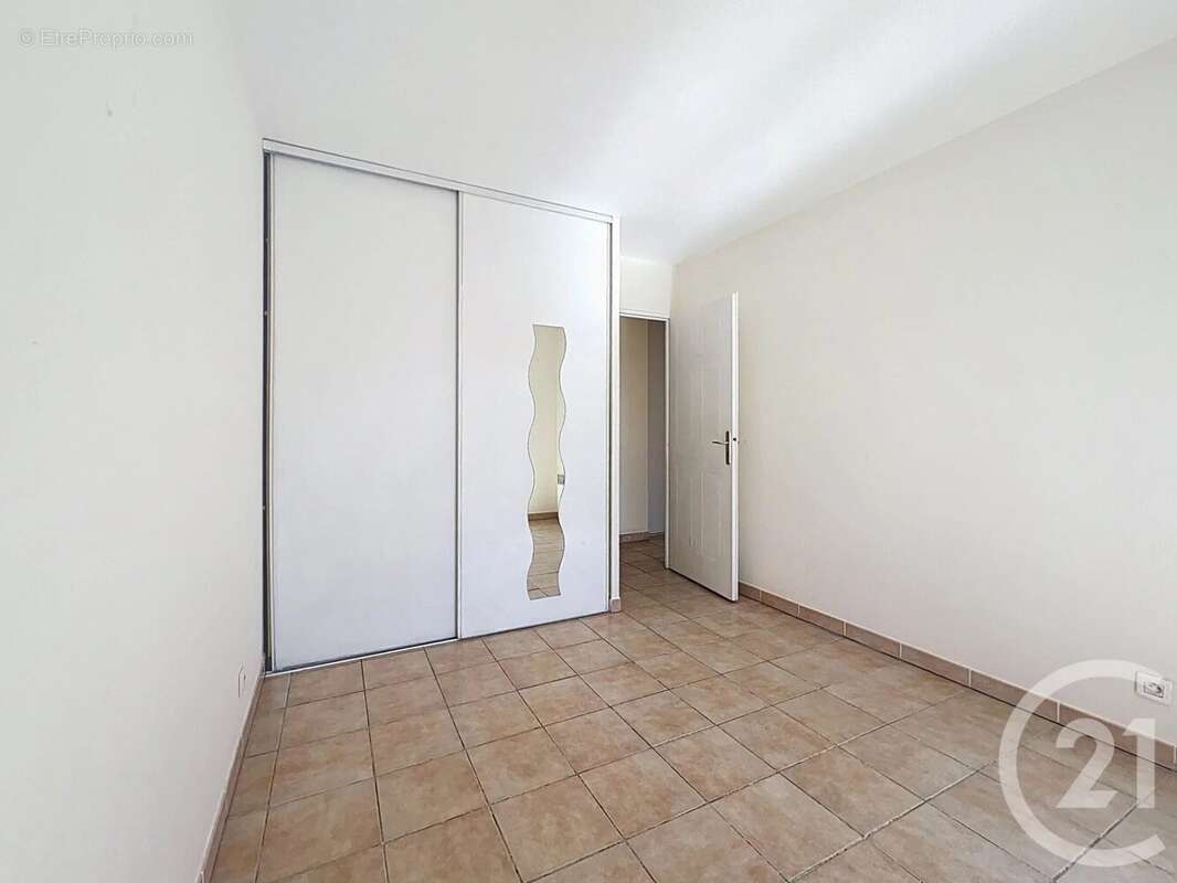 Appartement à MOUGINS