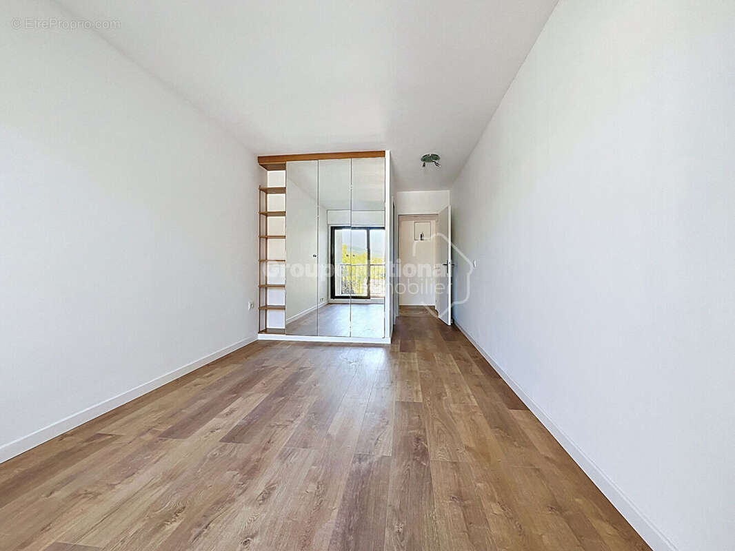 Appartement à MANDELIEU-LA-NAPOULE