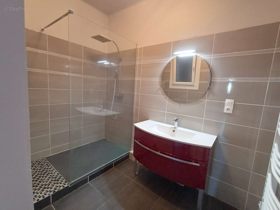 Appartement à THIERS