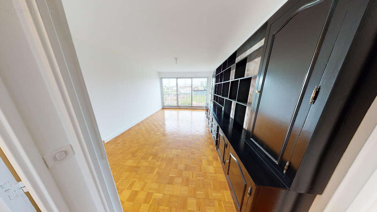 Appartement à IVRY-SUR-SEINE