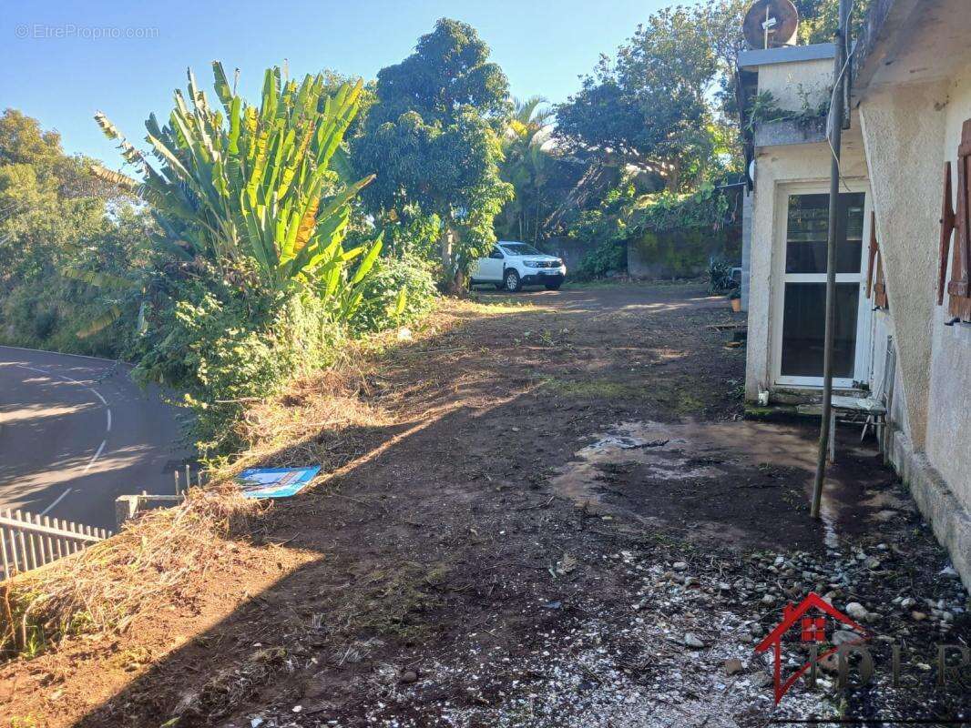 En EXCLUSIVITÉ : Terrain constructible de 1 333 m2 avec vue - photo 8