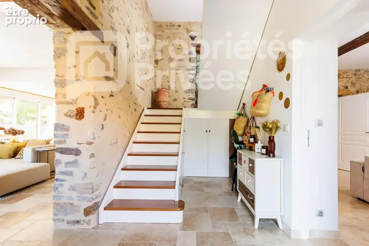 Maison béarnaise avec grange restaurée, pigeonnier et piscine - photo 7