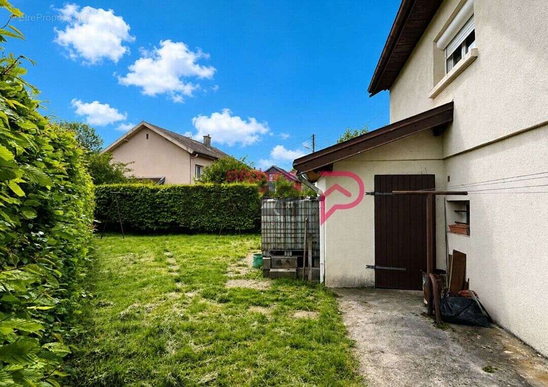 Maison à CHAMPAGNOLE