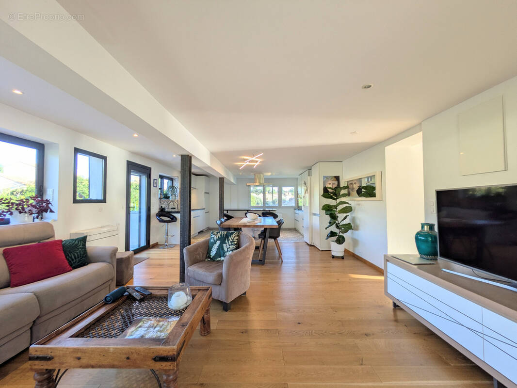 Appartement à SANARY-SUR-MER