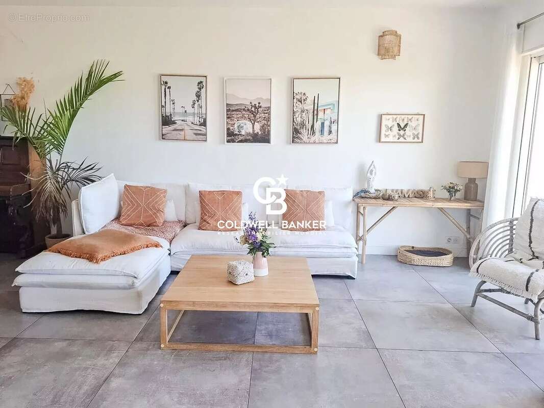 Appartement à CARQUEIRANNE