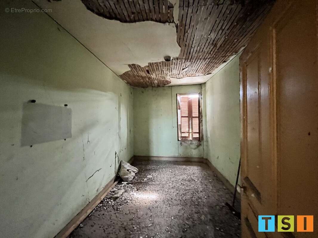 Maison à LOURES-BAROUSSE