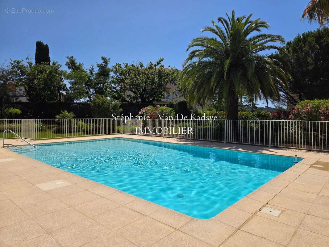 Appartement à FREJUS