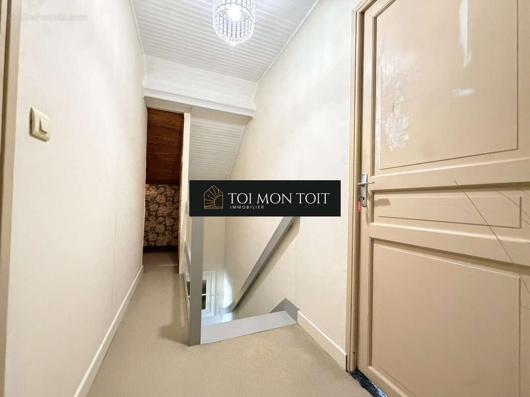 Maison 100 m² à Louvres  - photo 8