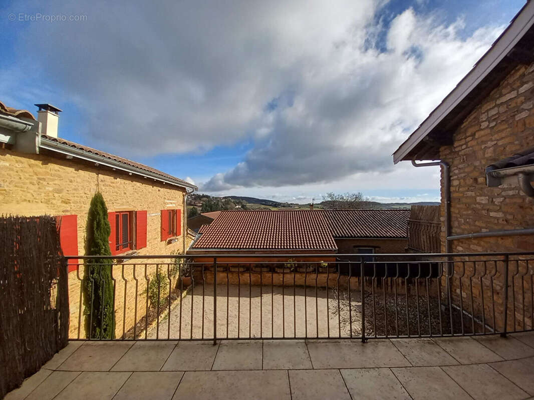 Appartement à OINGT