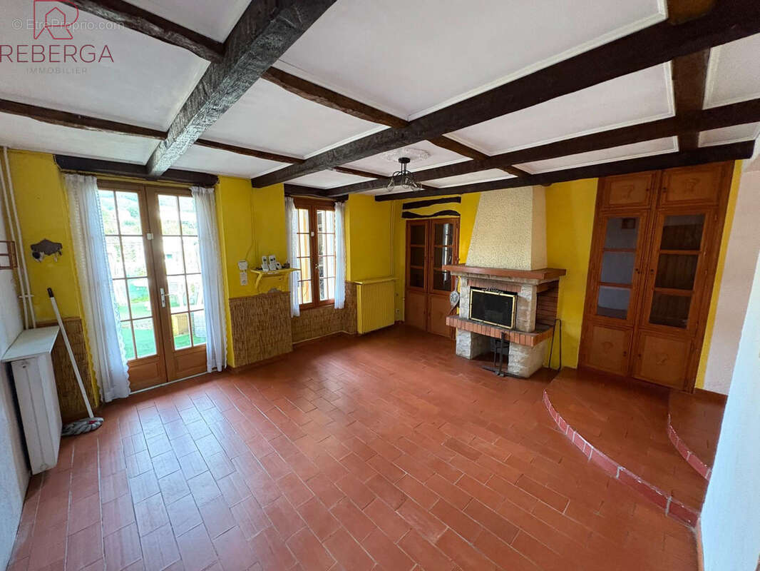 Maison à SAINT-AMANS-SOULT