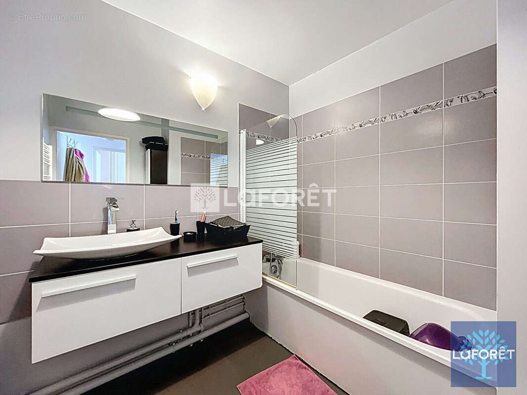 Appartement à VIGNEUX-SUR-SEINE