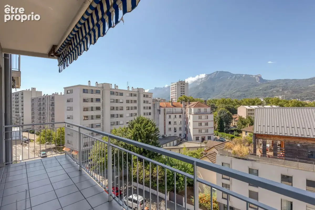 Foch / Ferrié : spacieux T5 de 154m2 en étage elevé avec 3 grands balcons et vues dégagées - photo 22