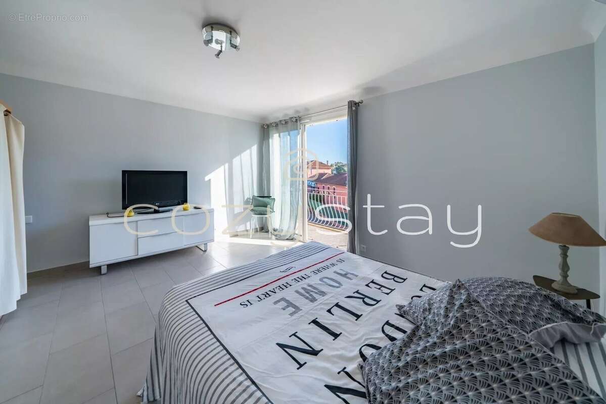 Maison à MANDELIEU-LA-NAPOULE