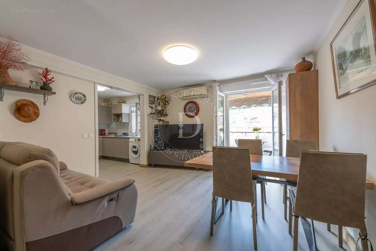 Appartement à BEAULIEU-SUR-MER