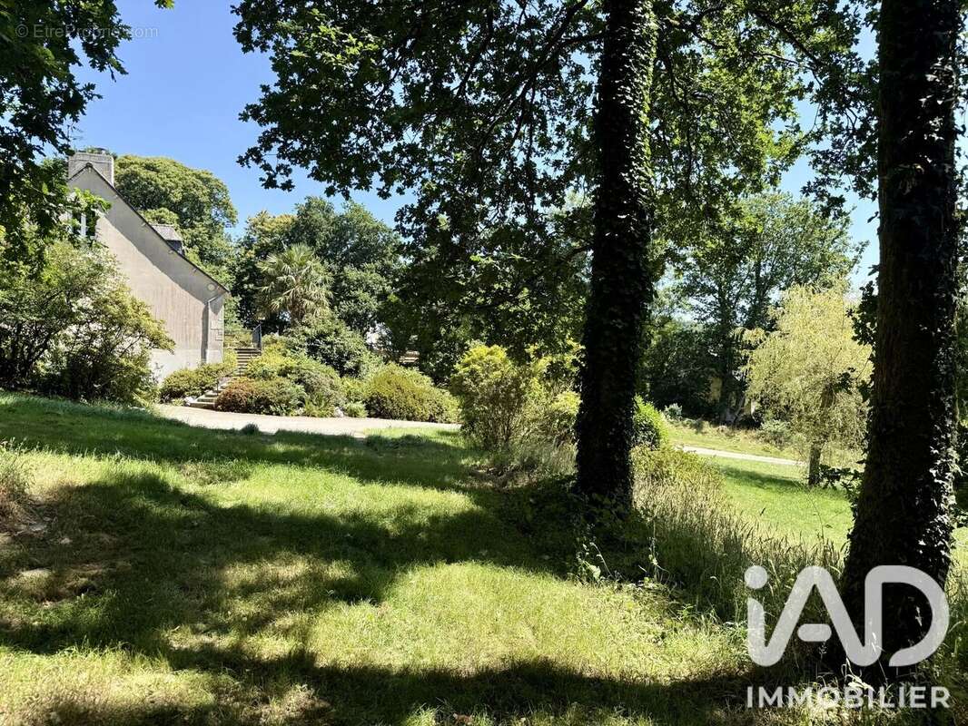 Maison 138 m² à Sizun  - photo 2