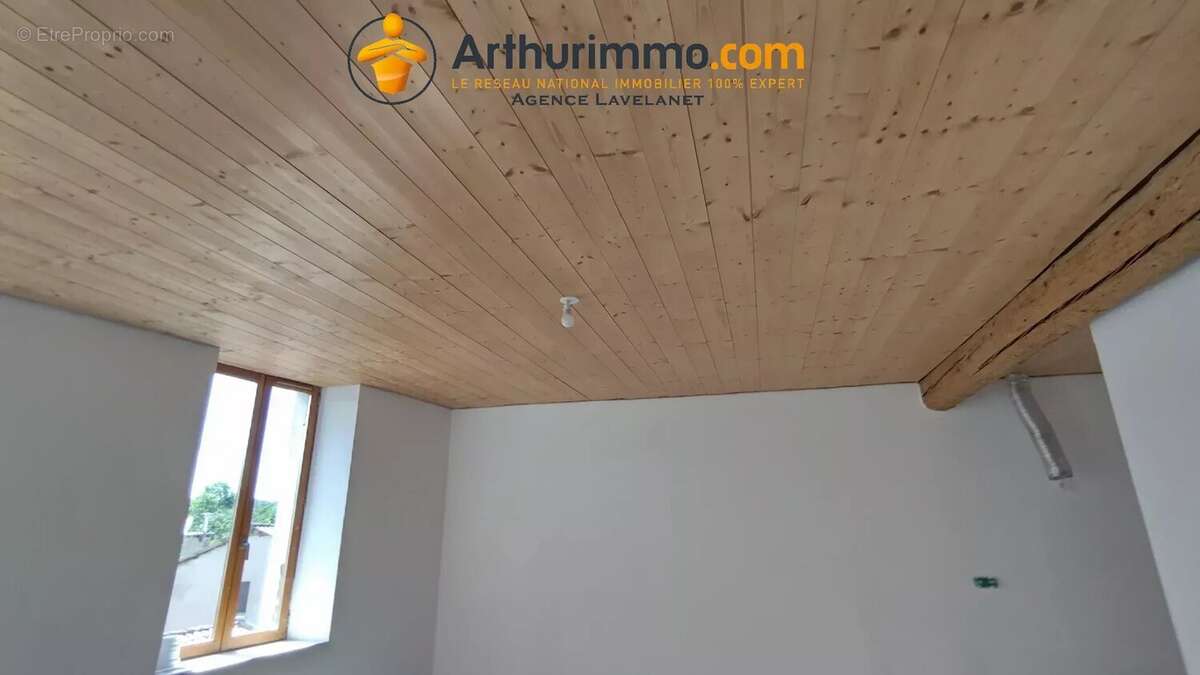 Appartement à LAROQUE-D'OLMES