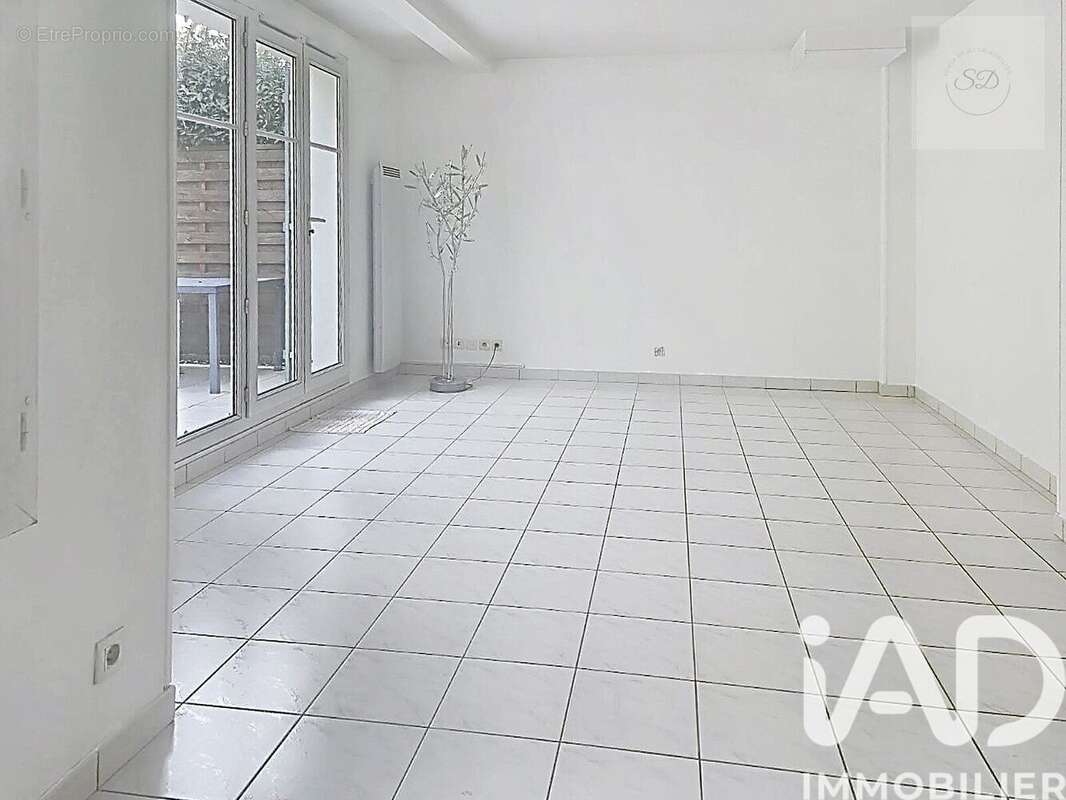 Photo 4 - Maison à THIAIS