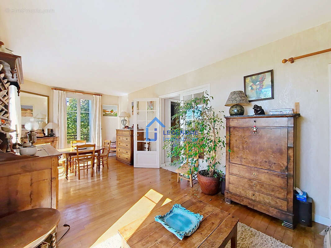 Maison à MONTIGNY-LES-CORMEILLES