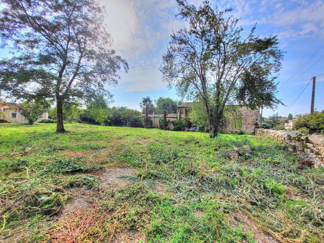 Terrain à SAINTE-OUENNE