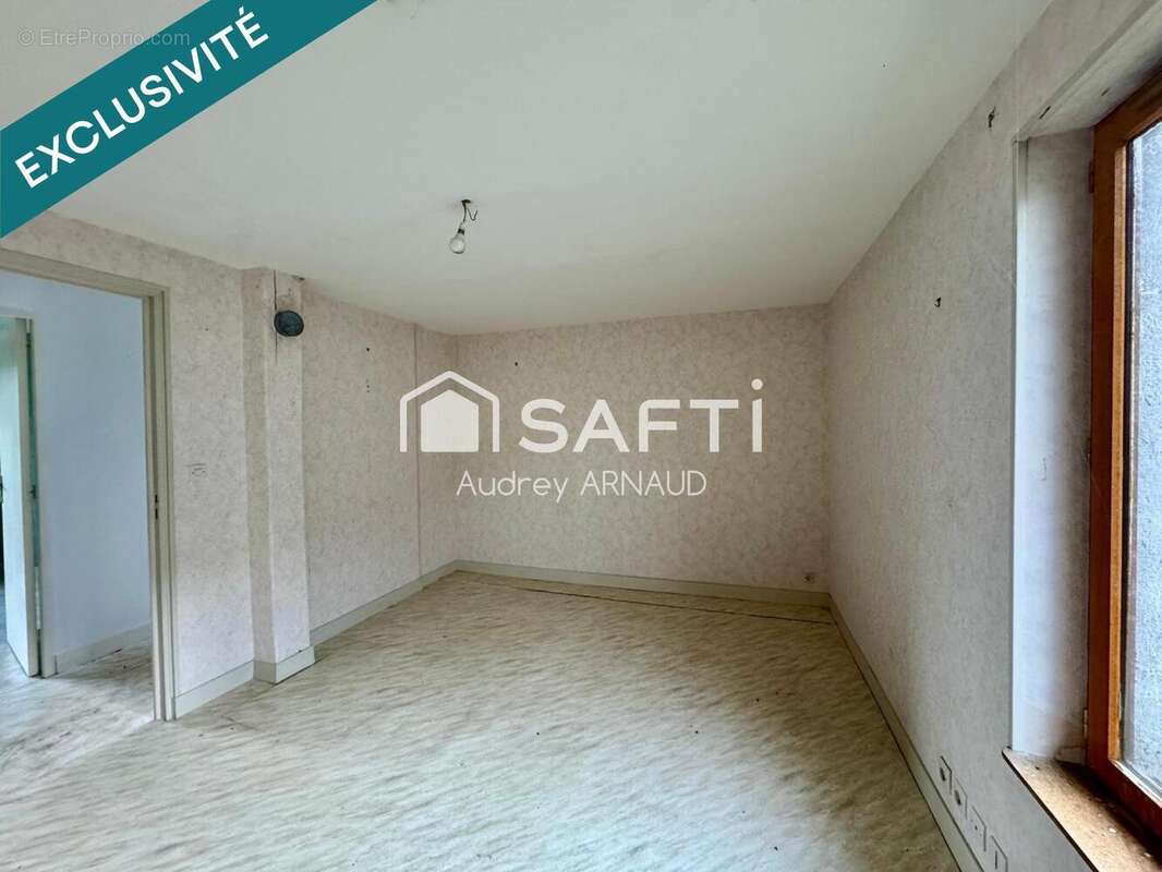 Maison 138 m² à Landogne  - photo 9