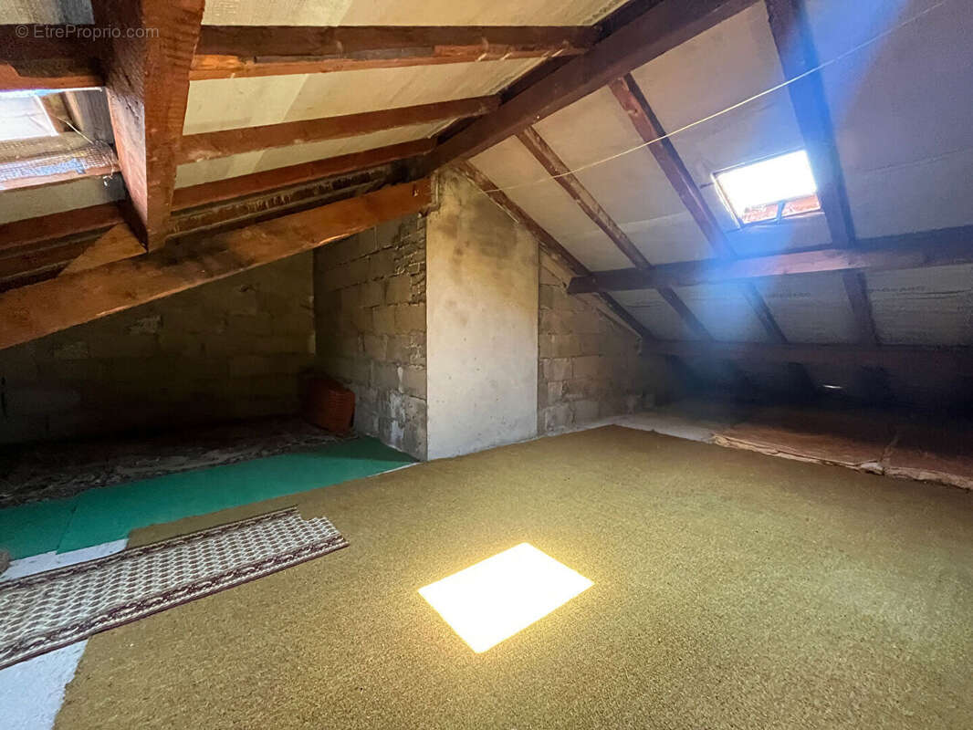 Maison à CONTZ-LES-BAINS