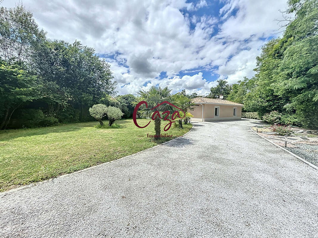 Maison à CAMBLANES-ET-MEYNAC