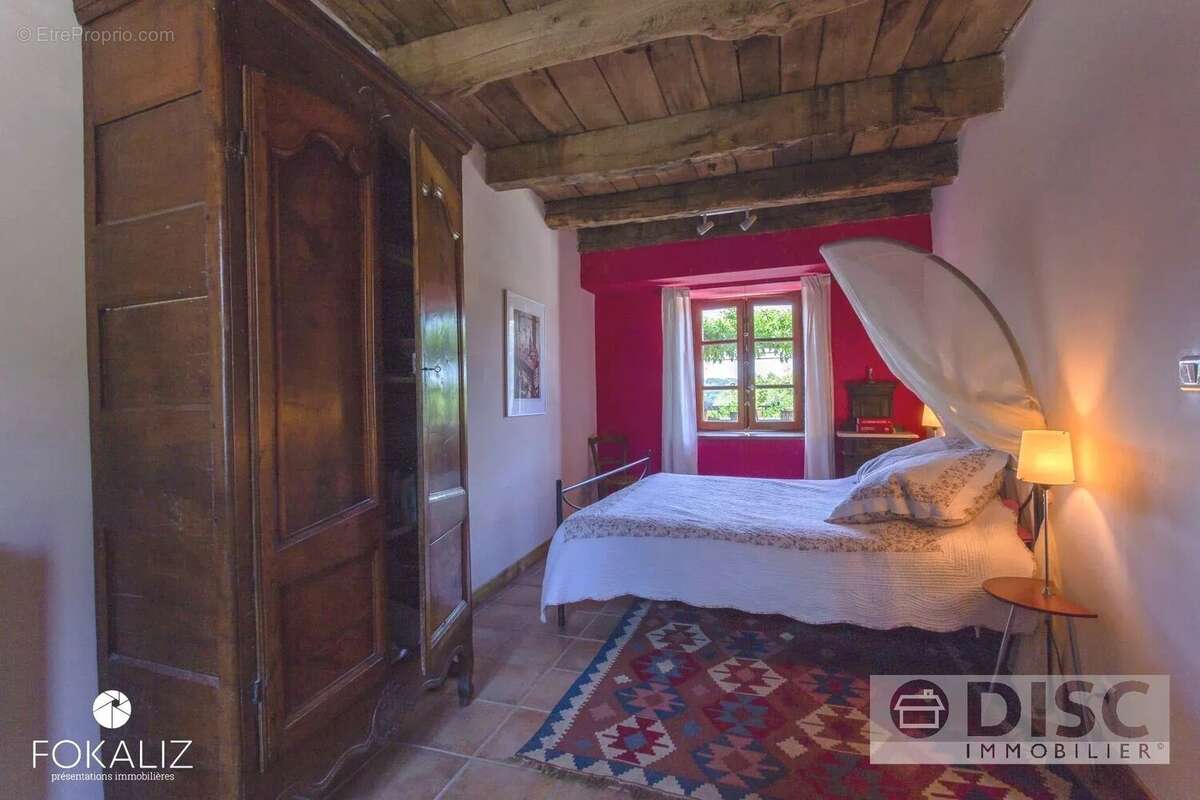 Maison à SAINT-ANDRE-DE-NAJAC