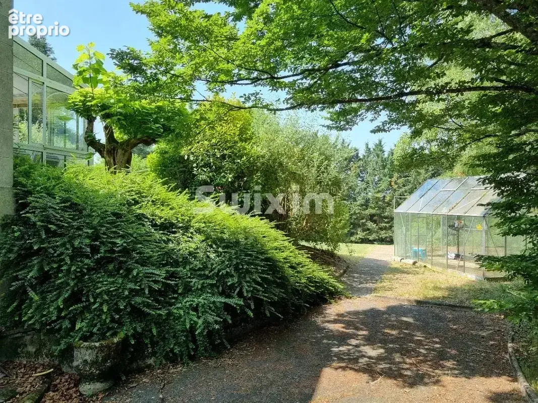 Propriété de caractère, parc de 6 000 m², piscine chauffée et 7 chambres, à 2h30 de Paris - photo 26