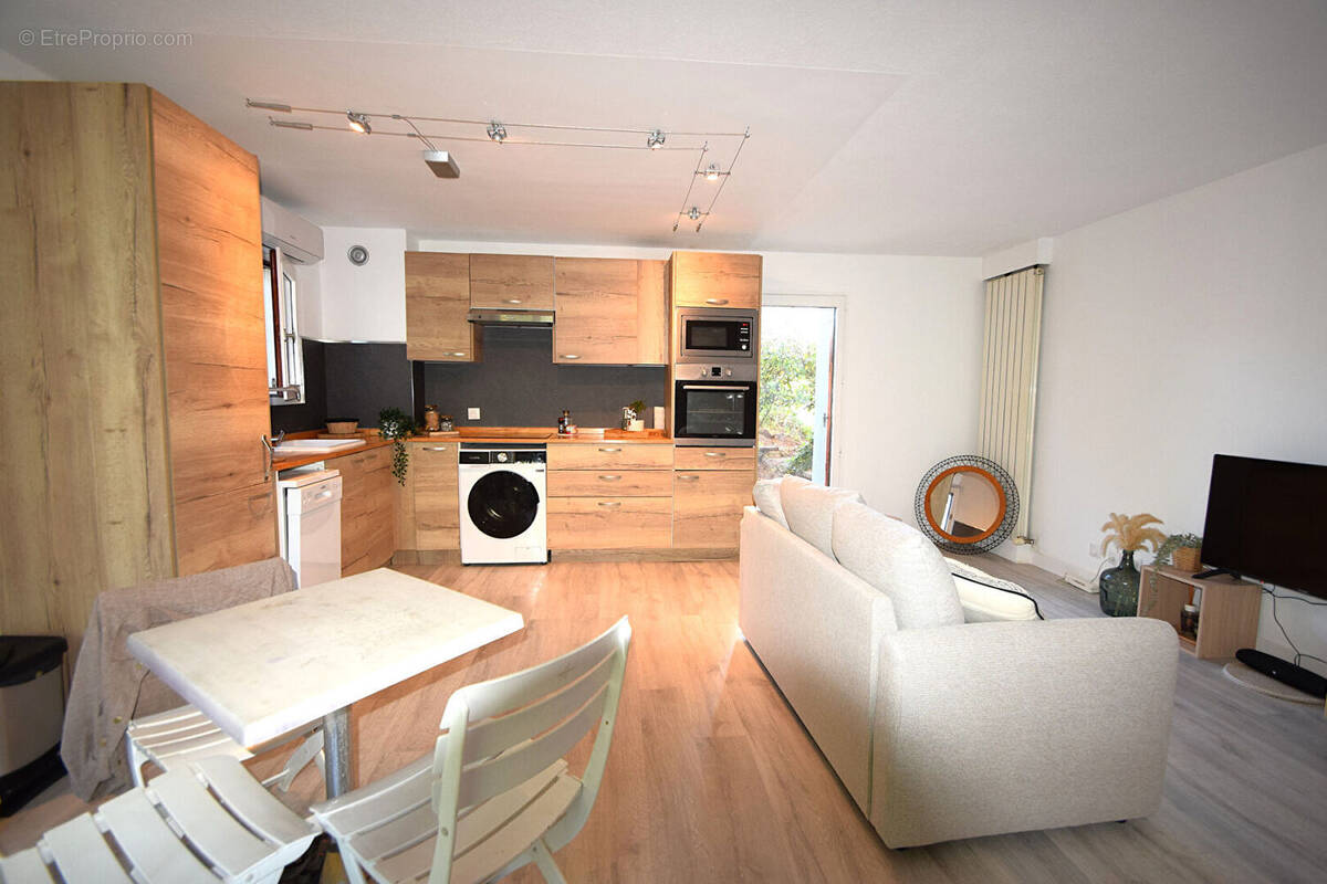 Appartement à SAINT-RAPHAEL