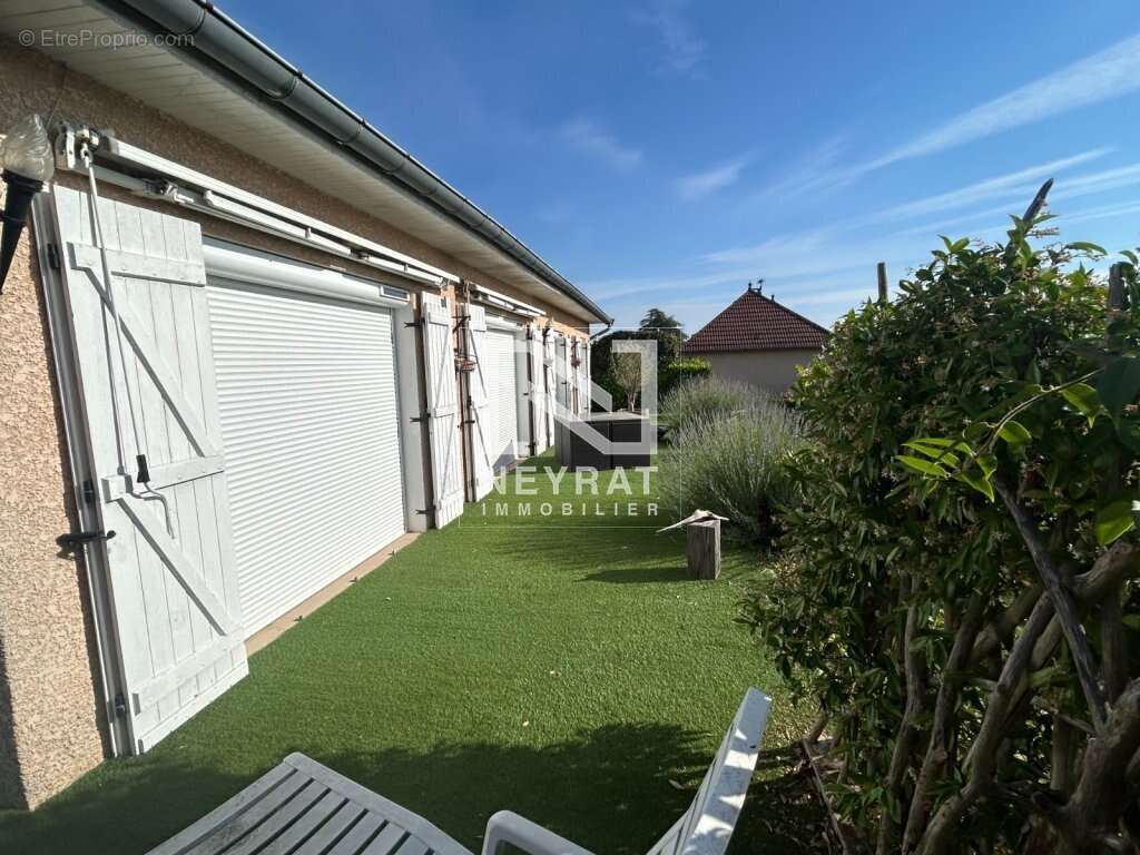 Élégante villa familiale  – Un bien d'exception au cœur de Sennecey-le-Grand - photo 12