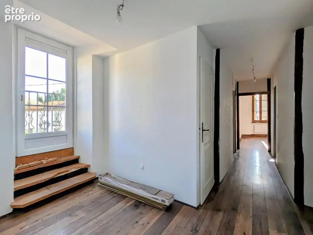 Immeuble Cazeres avec 2 appartements et un local commercial - photo 3