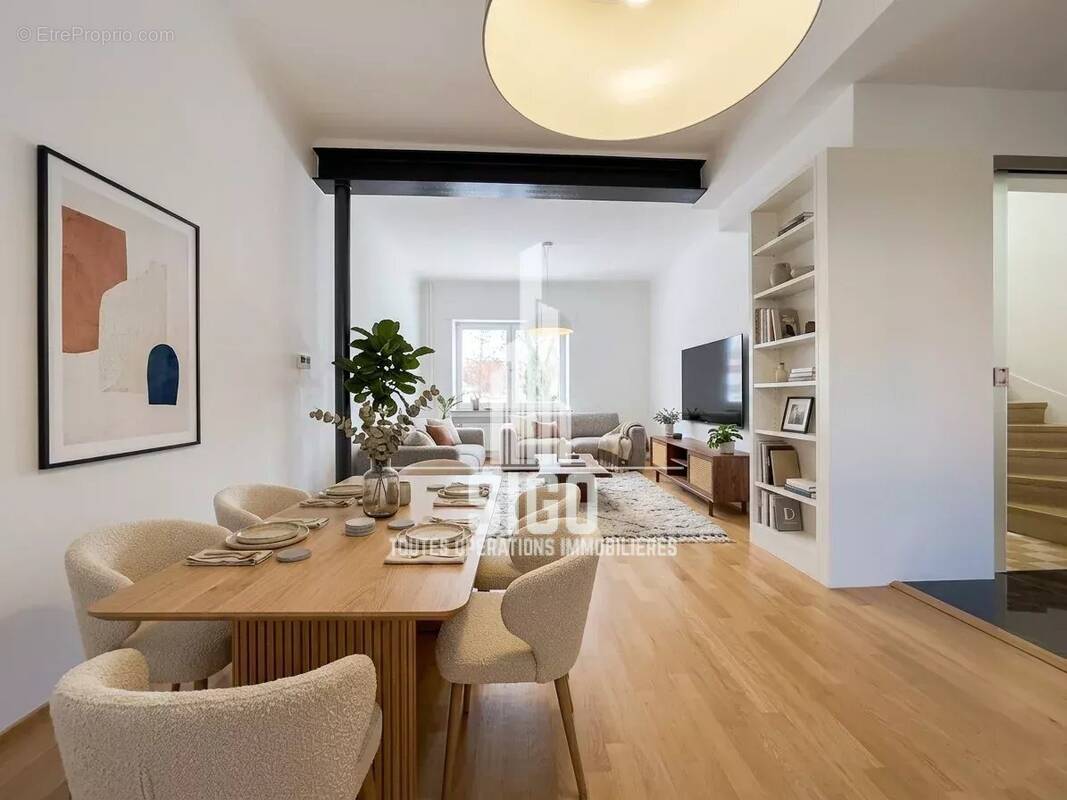 Maison à BELLEGARDE