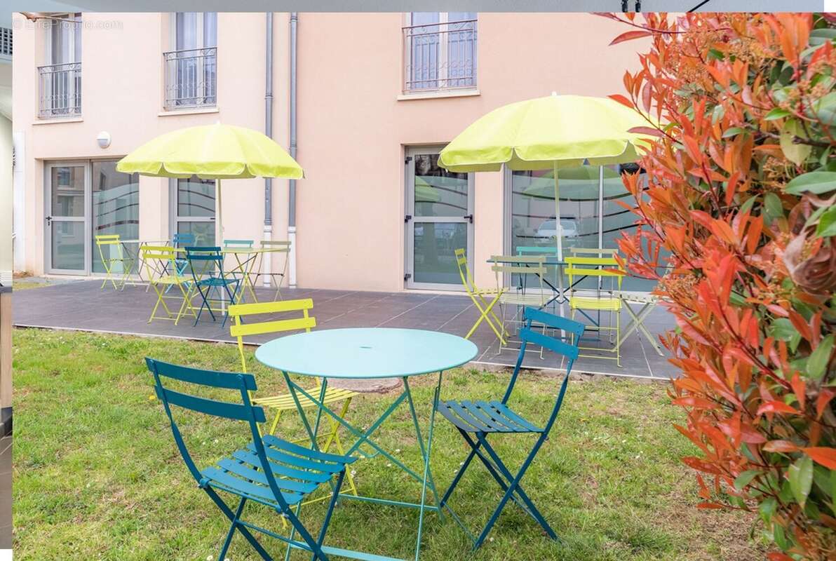 INVESTISSEMENT LOCATIF  Agen  Résidence Appart'City Confort Agen Centre - 6.99 % de rentabilité - photo 8