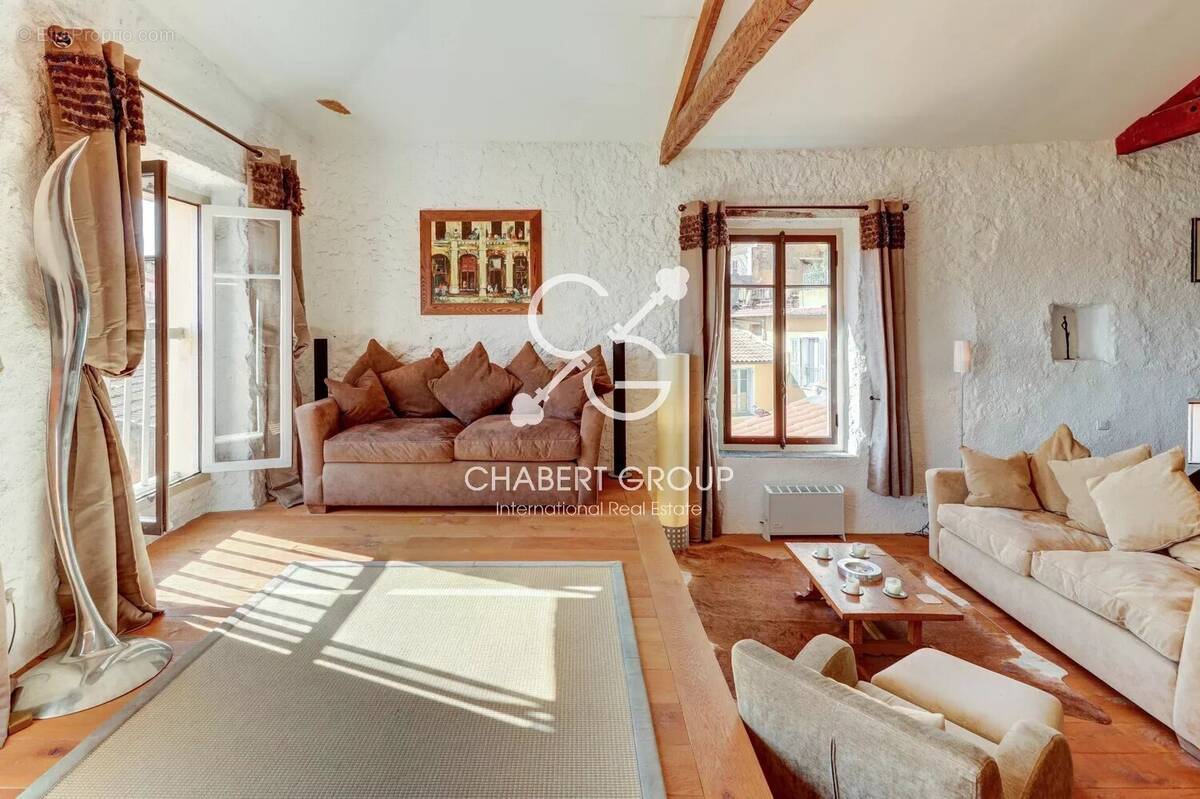 Appartement à VILLEFRANCHE-SUR-MER